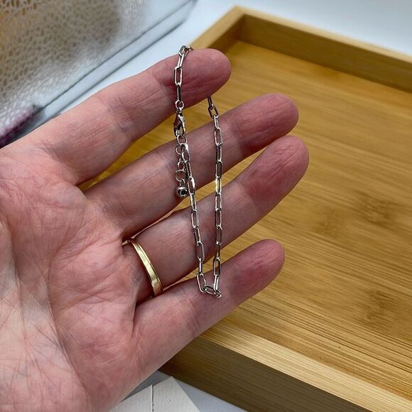 NWT Lucky Charm white gold dipped paper chain bracelet. - Picture 4 of 7